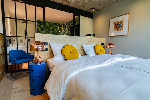 Koncept Hotel International