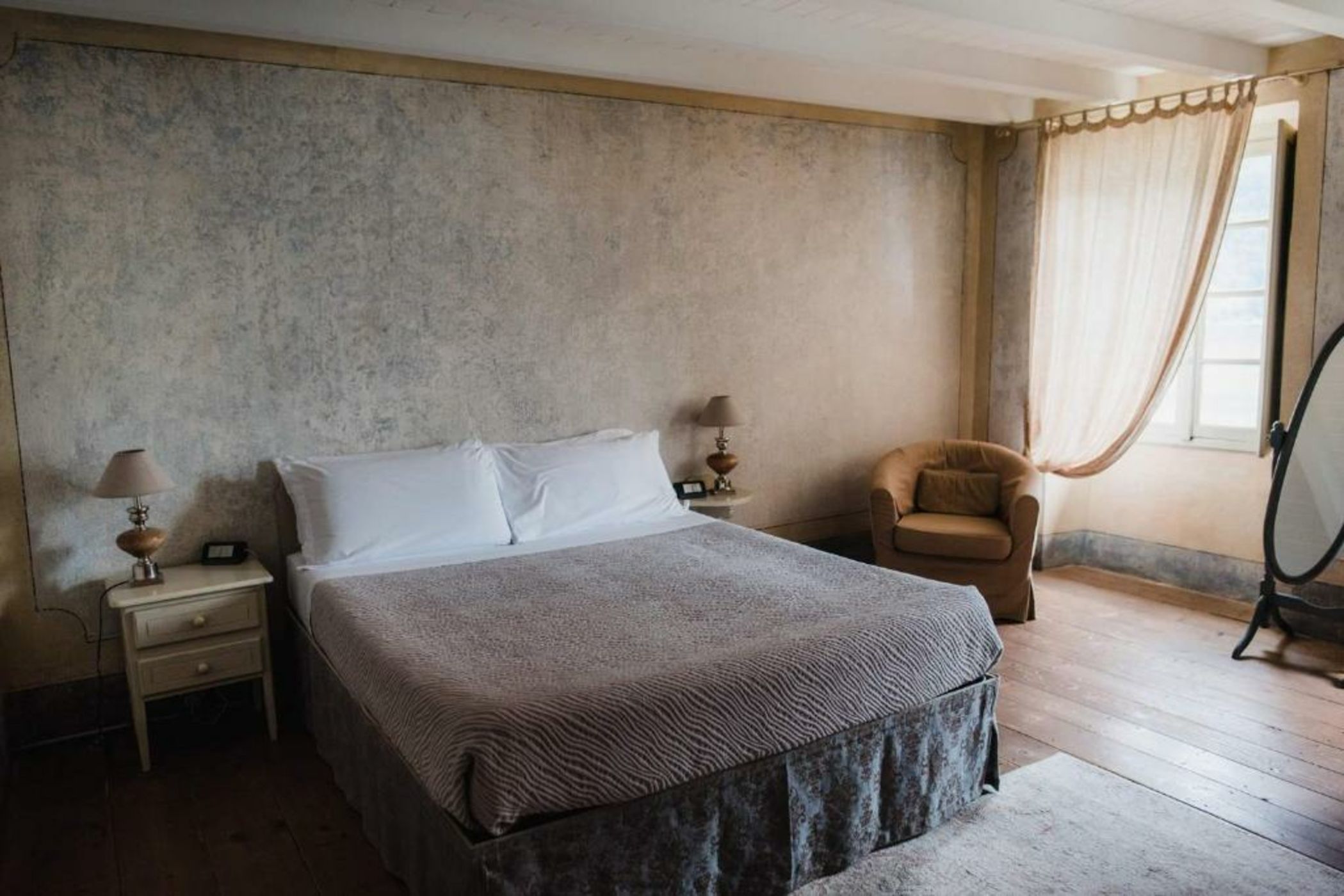 Regina Teodolinda Suites