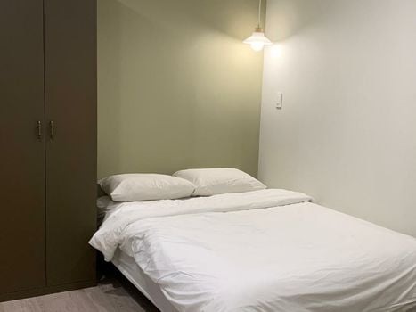Upflo Hostel