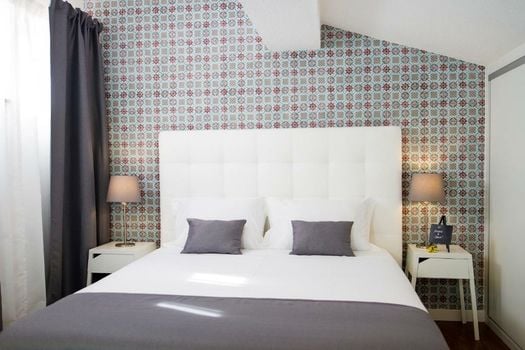 Art 4 You Cascais Suites