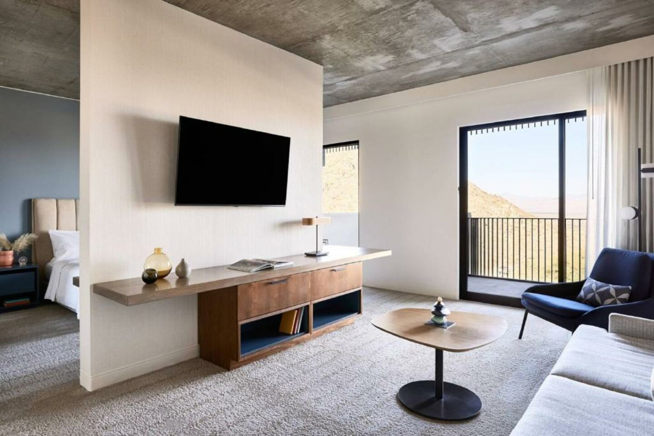 ADERO Scottsdale, Autograph Collection