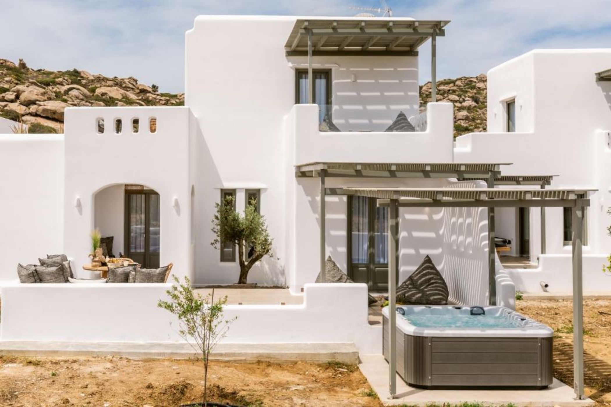 Arsenis Luxury Villas