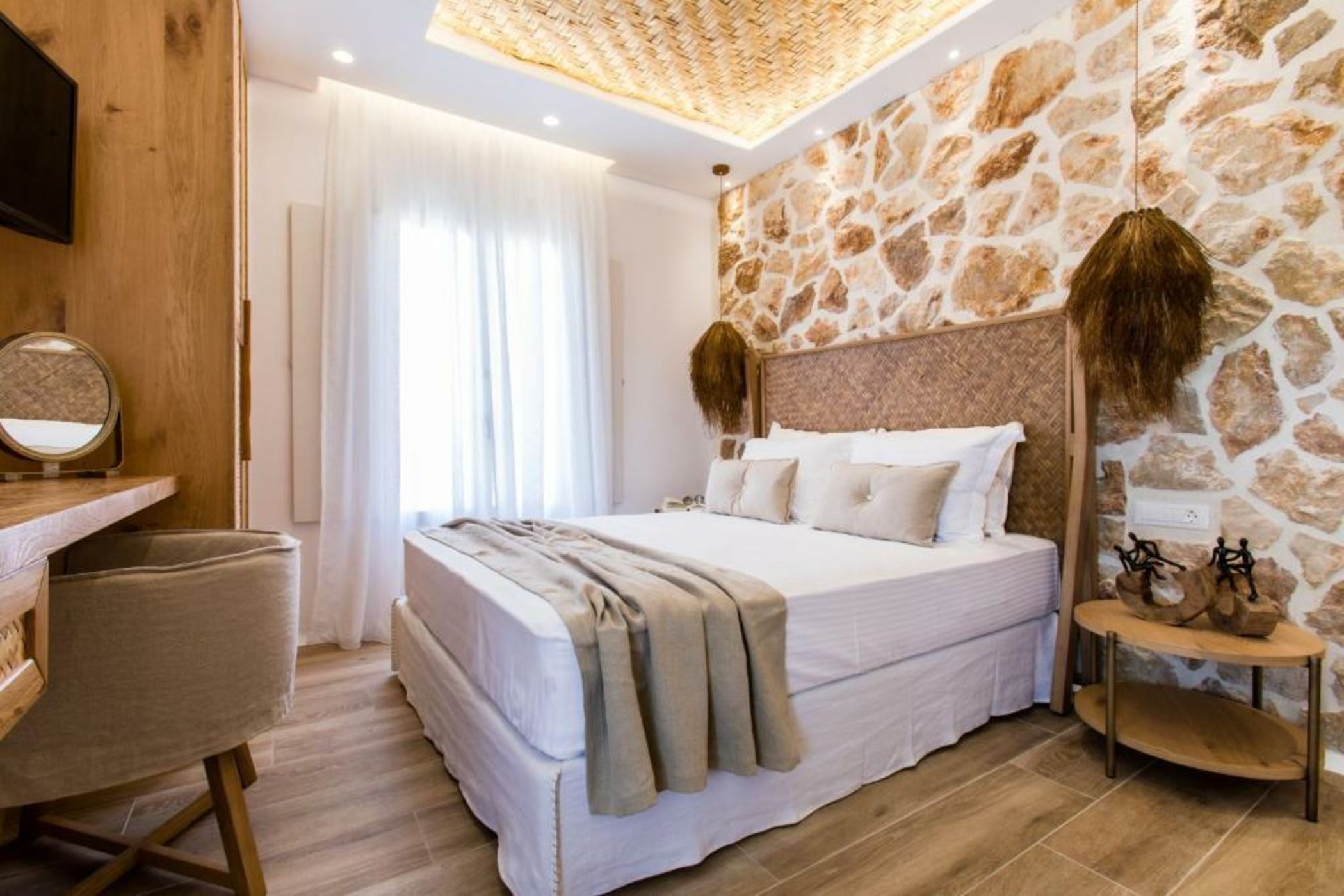 Arsenis Luxury Villas