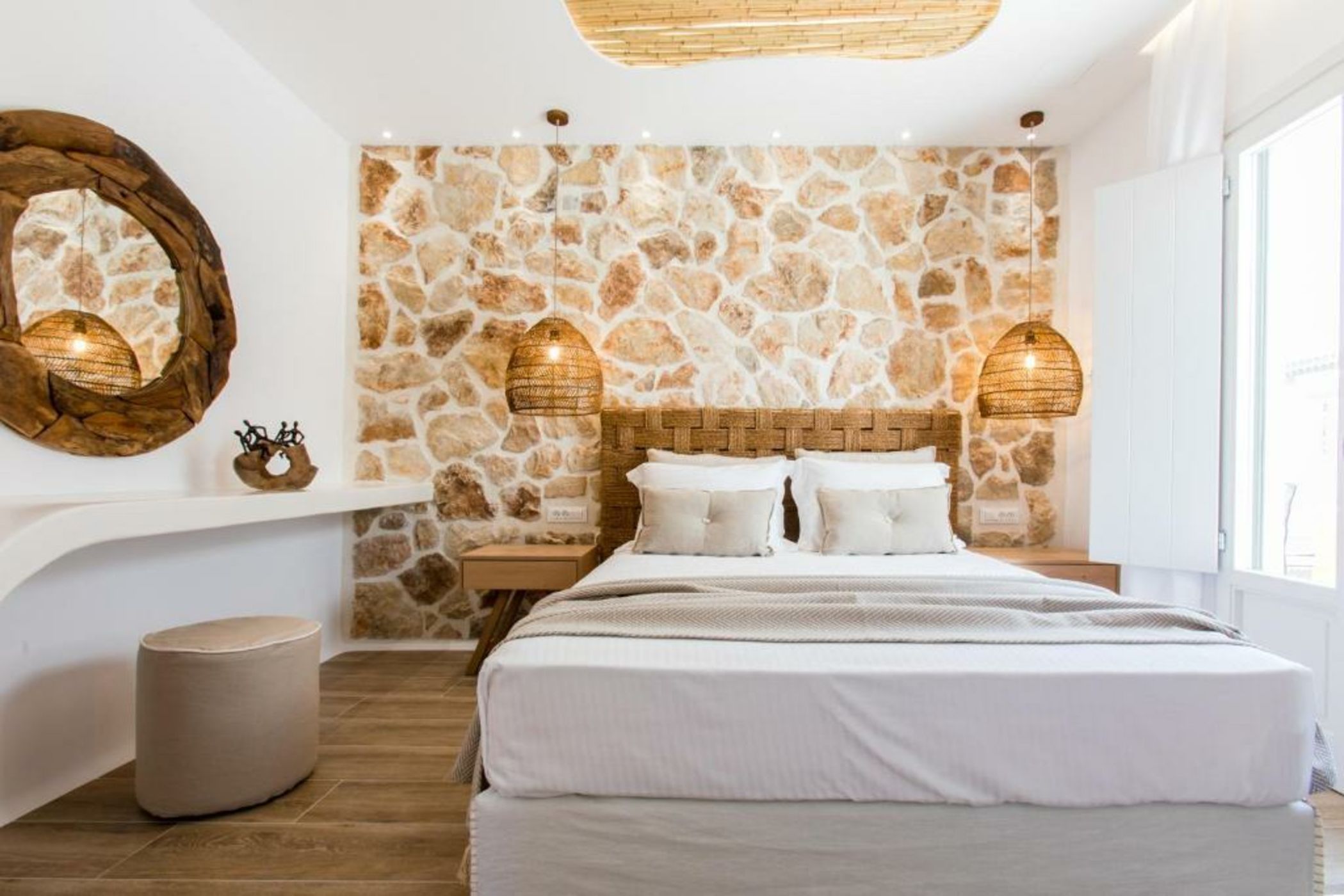 Arsenis Luxury Villas