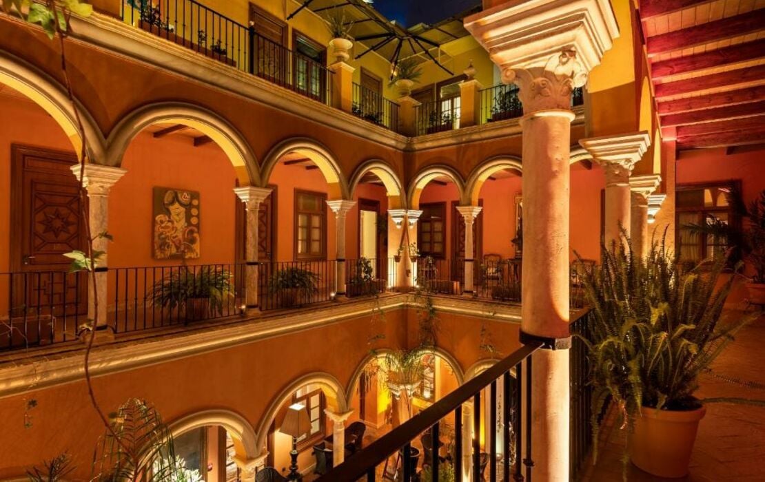 Hotel Casa Del Poeta
