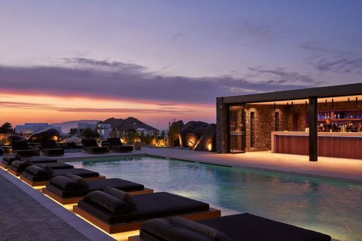 SantAnna Luxury Suites