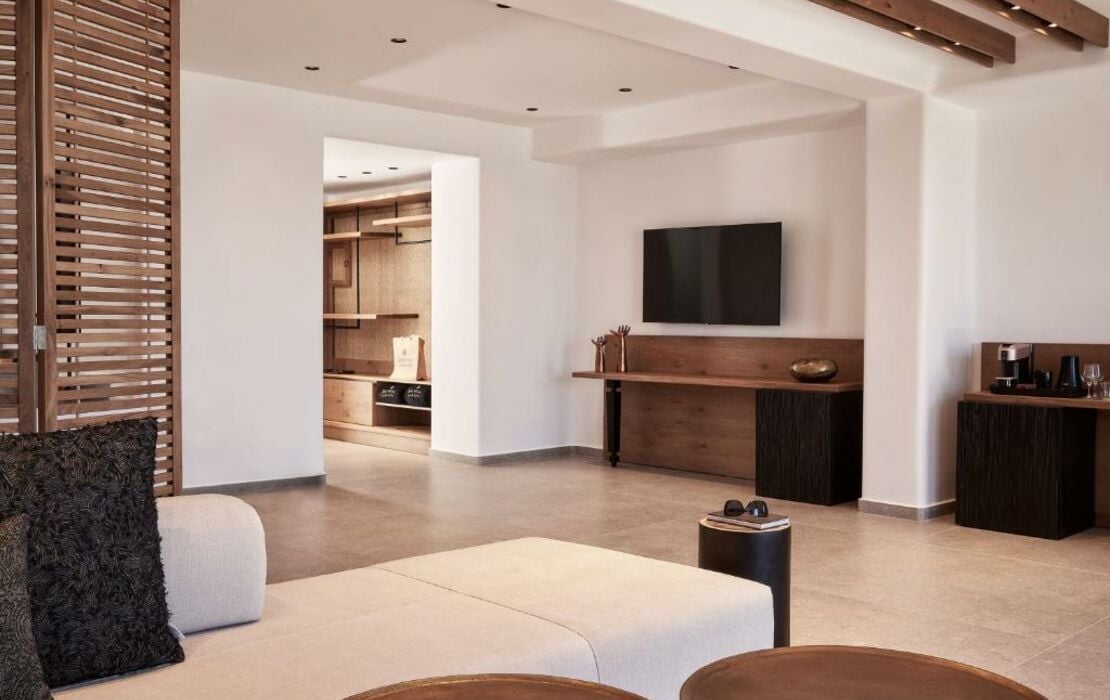 SantAnna Luxury Suites