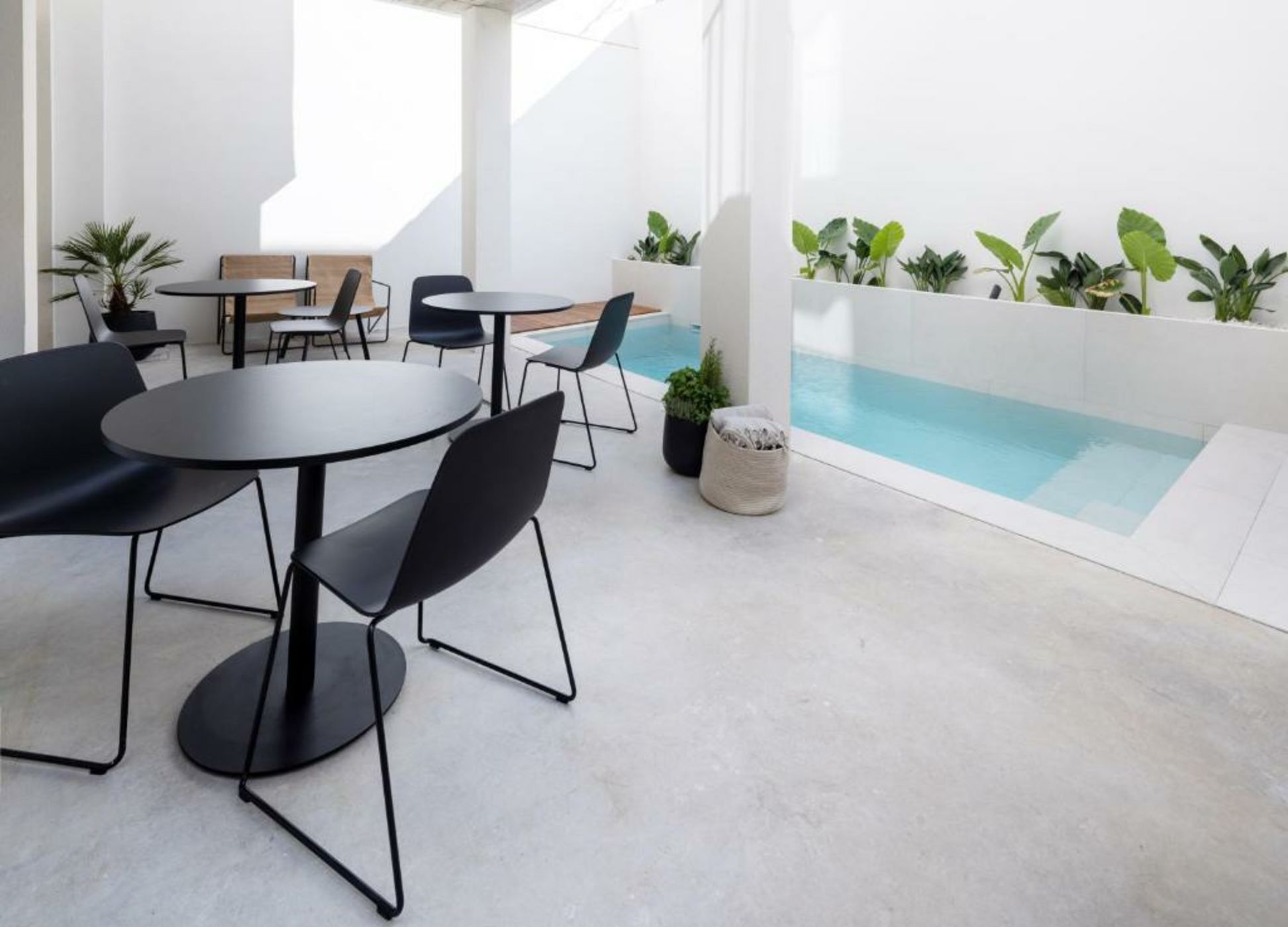 YOURS boutique hotel