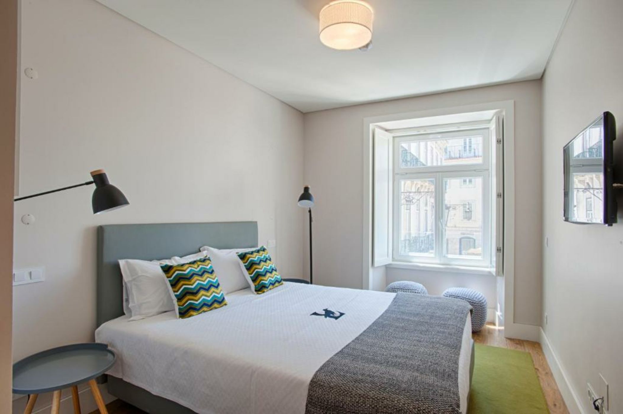 Chiado Square Apartments | Lisbon Best Apartments