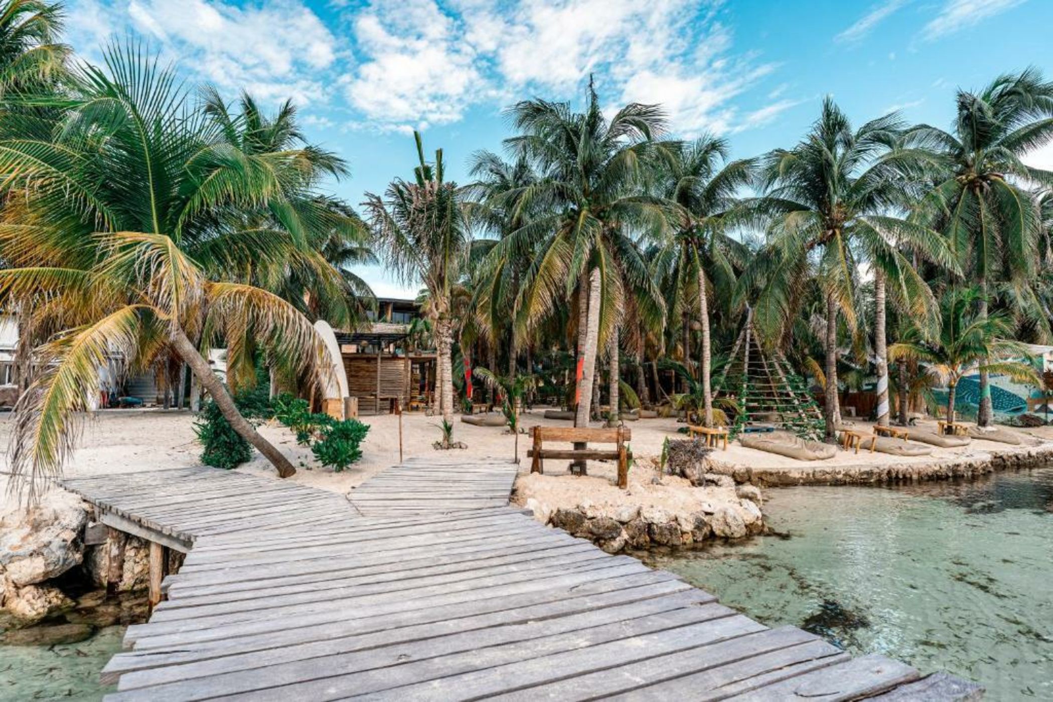 Nomads Hotel & Beachclub