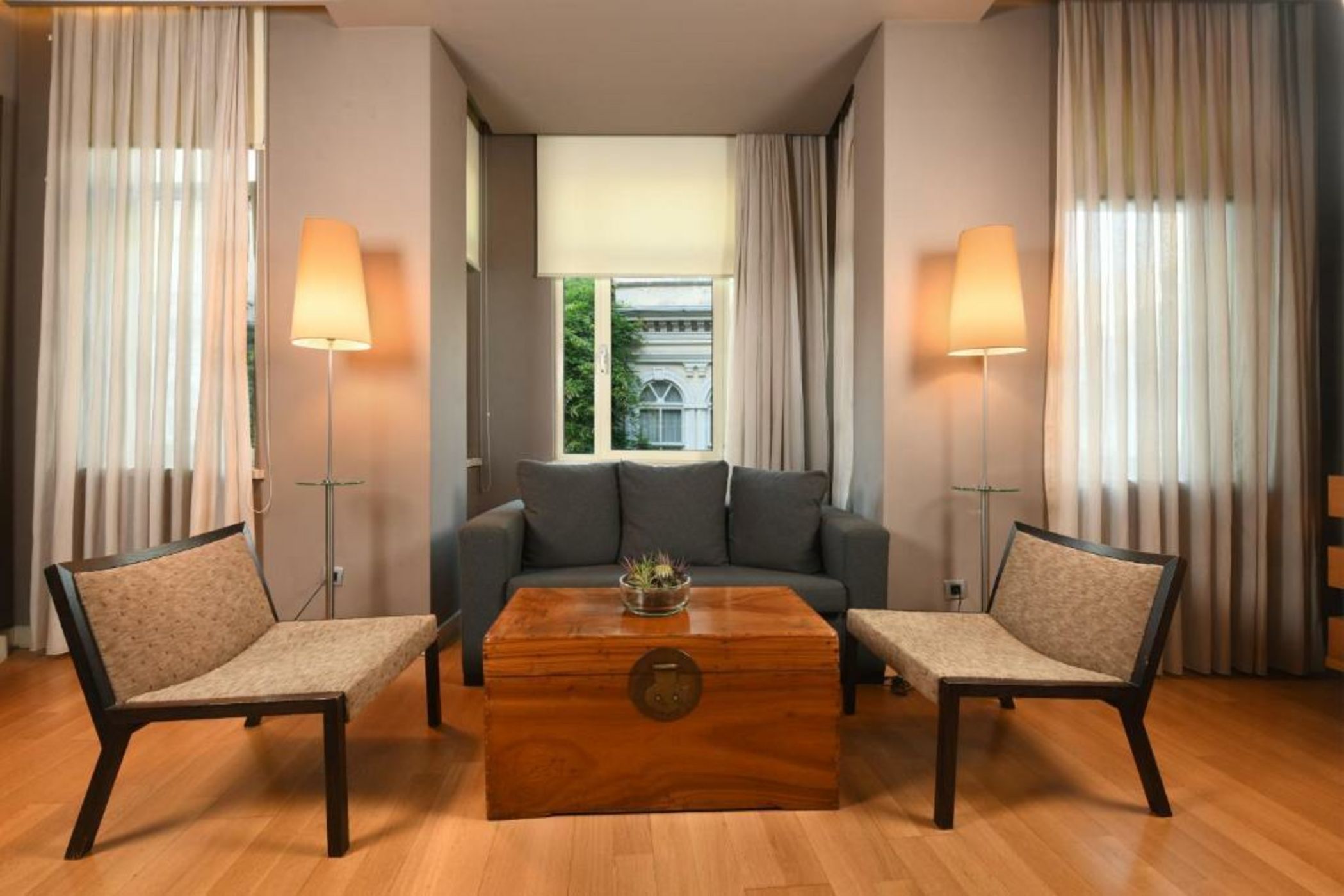 Ansen Hotel and Suites