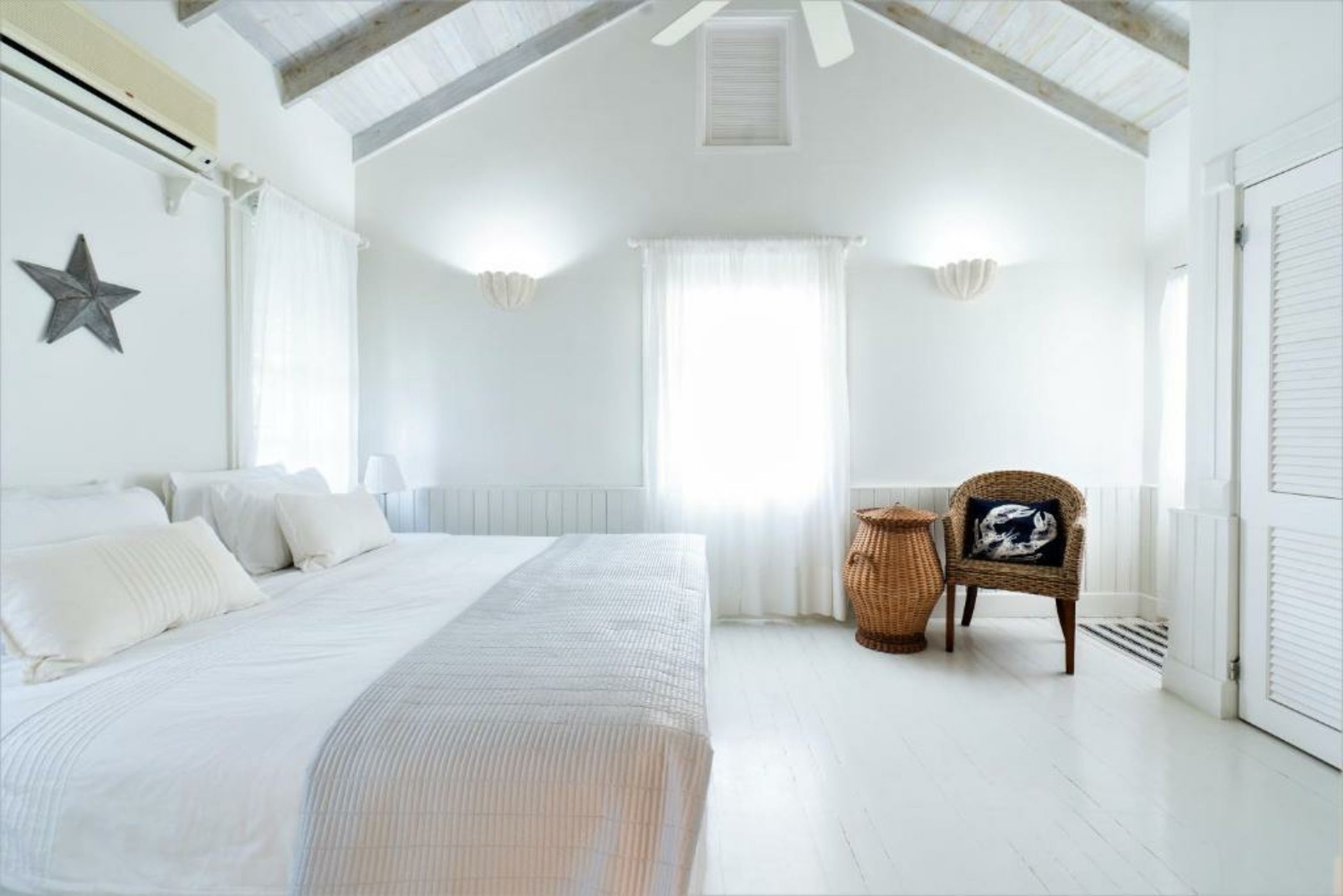 Sandy Lodge, 4 Porters Court