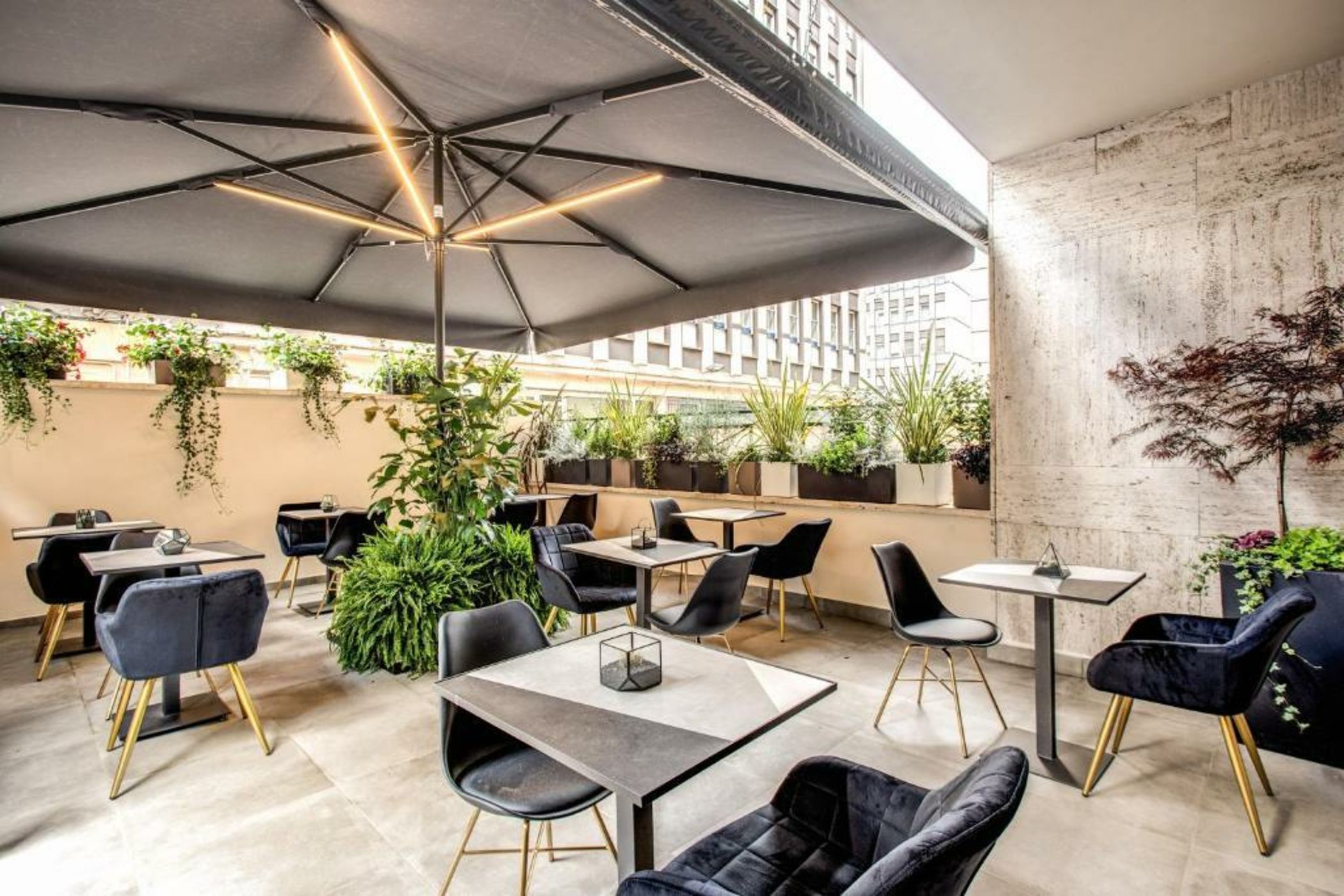 Apollo Boutique Hotel