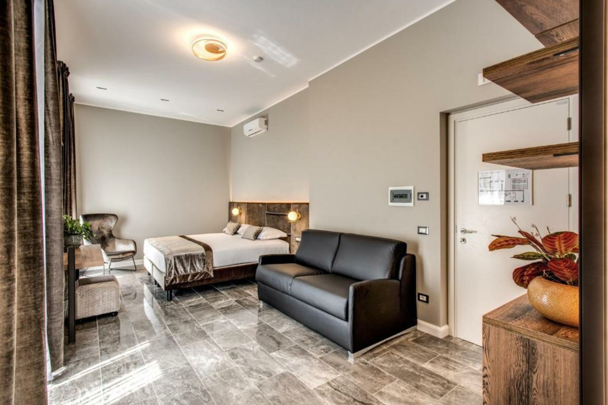 Apollo Boutique Hotel