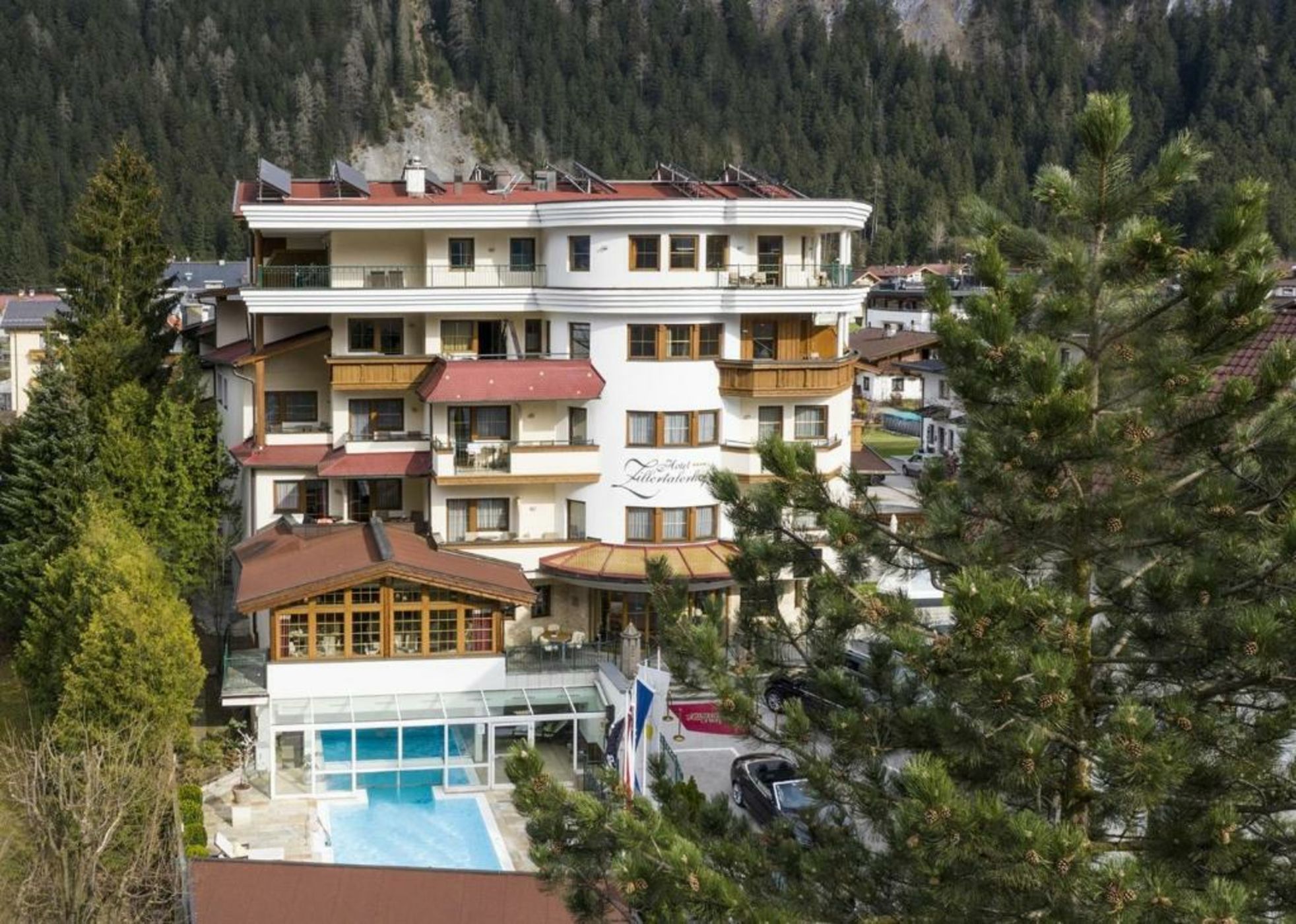 Alpine Hideaway ZILLERTALERHOF - 4 Sterne Superior