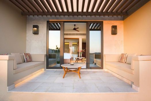 Alila Hinu bay