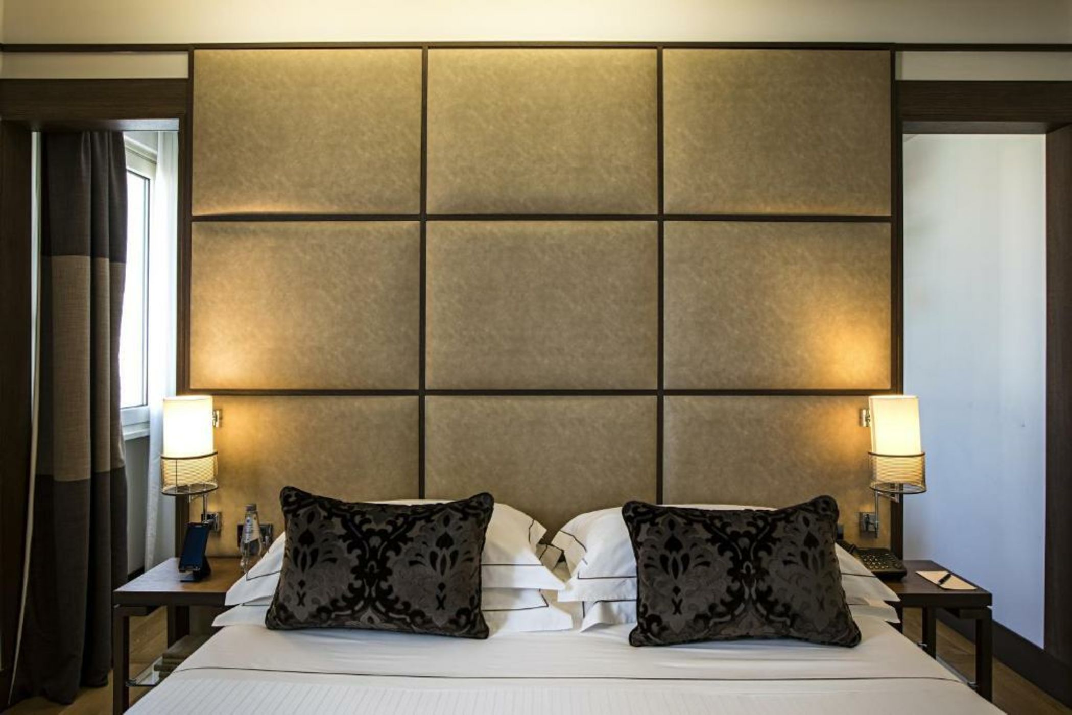 The Independent Hotel