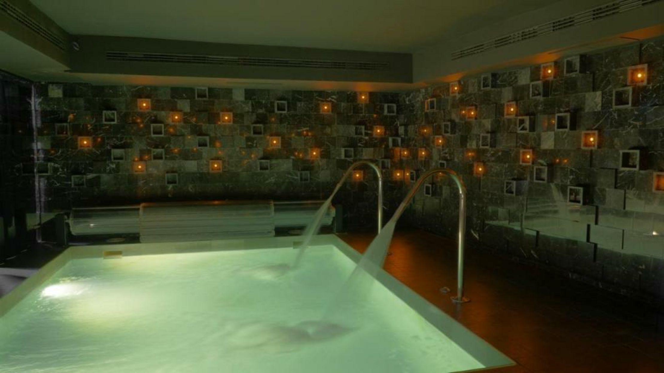 Marquis Hotels Issabel's