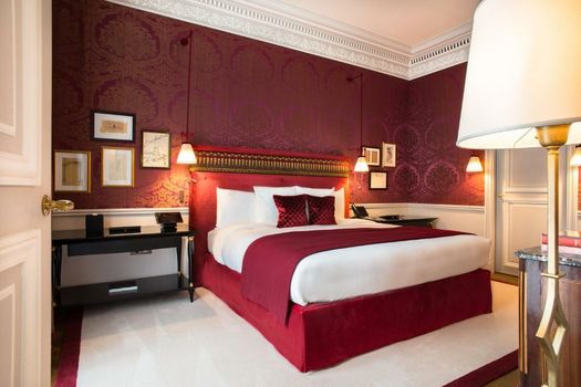 La Réserve Paris Hotel & Spa