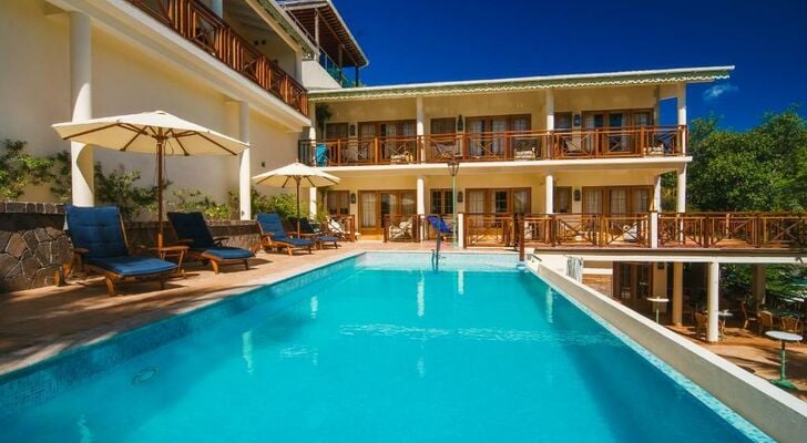 Bequia Beach Hotel - Luxury Resort
