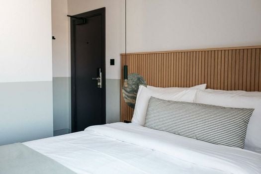 Port Hotel
