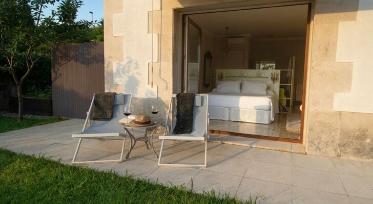 Montjuic Boutique Bed & Breakfast Girona