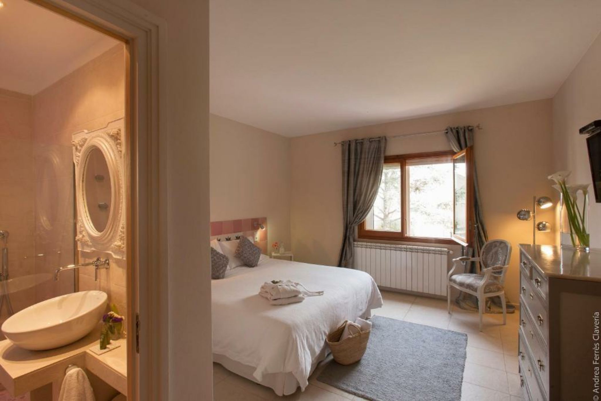 Montjuic Boutique Bed & Breakfast Girona