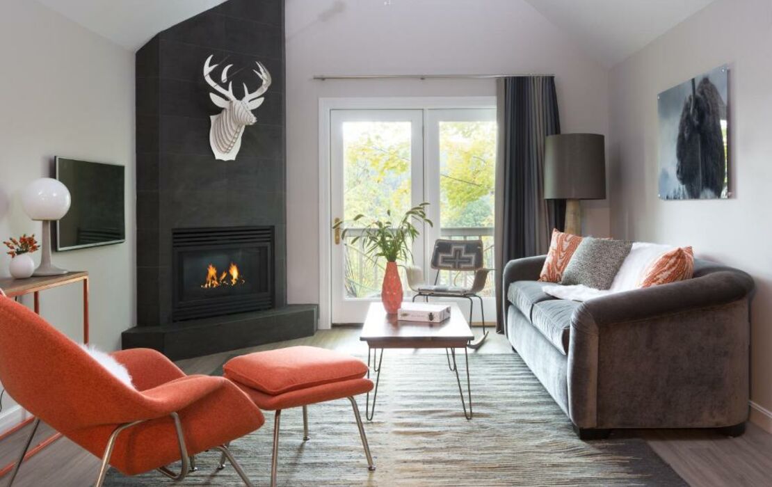 Field Guide Lodge, a Design Boutique Hotel Stowe, U.S.A.