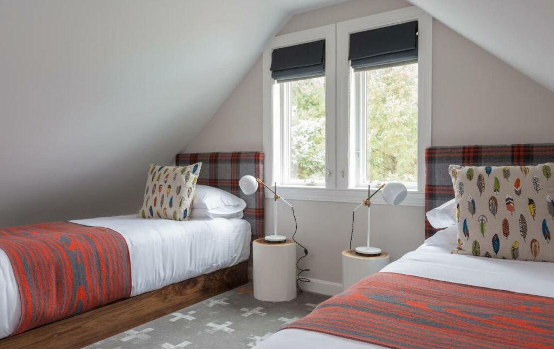 Field Guide Lodge, a Design Boutique Hotel Stowe, U.S.A.