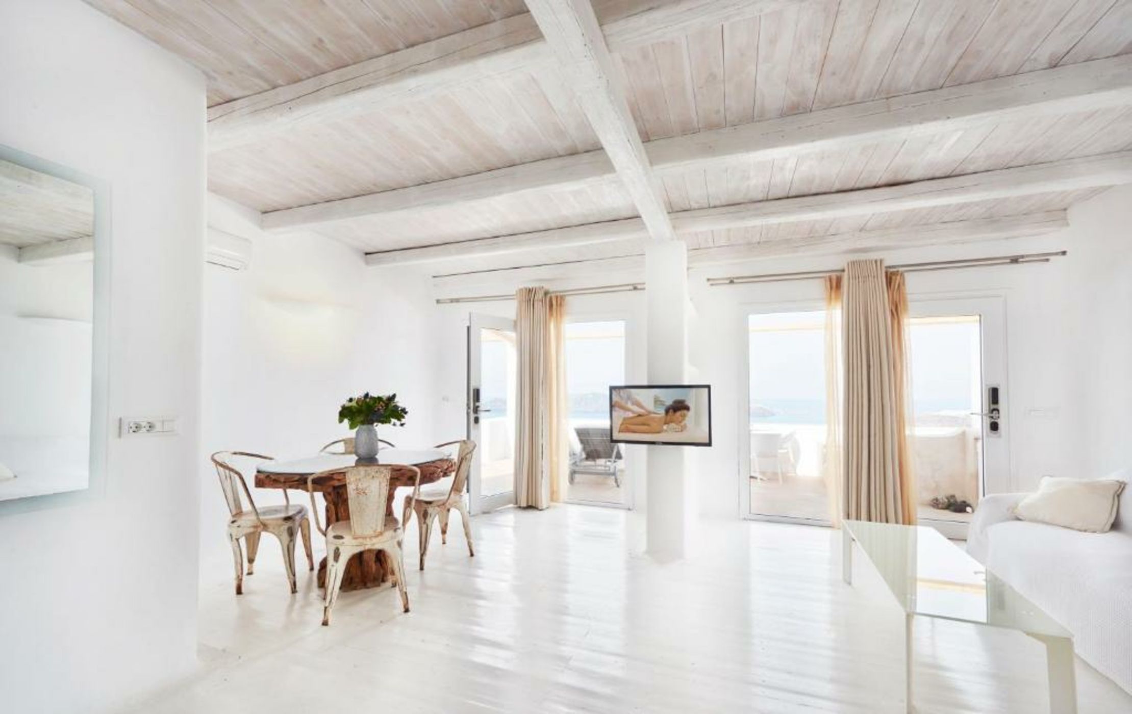 Rocabella Santorini Hotel & Spa