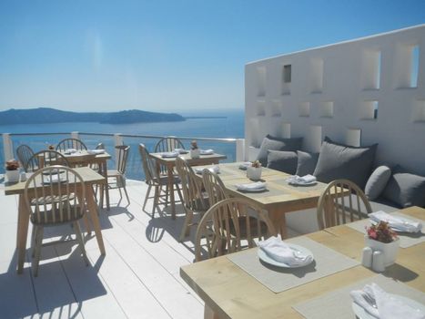 Rocabella Santorini Hotel & Spa
