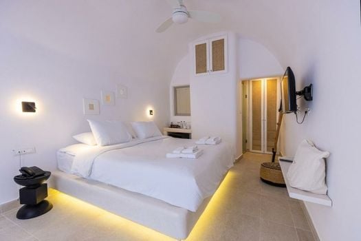 Rocabella Santorini Hotel & Spa