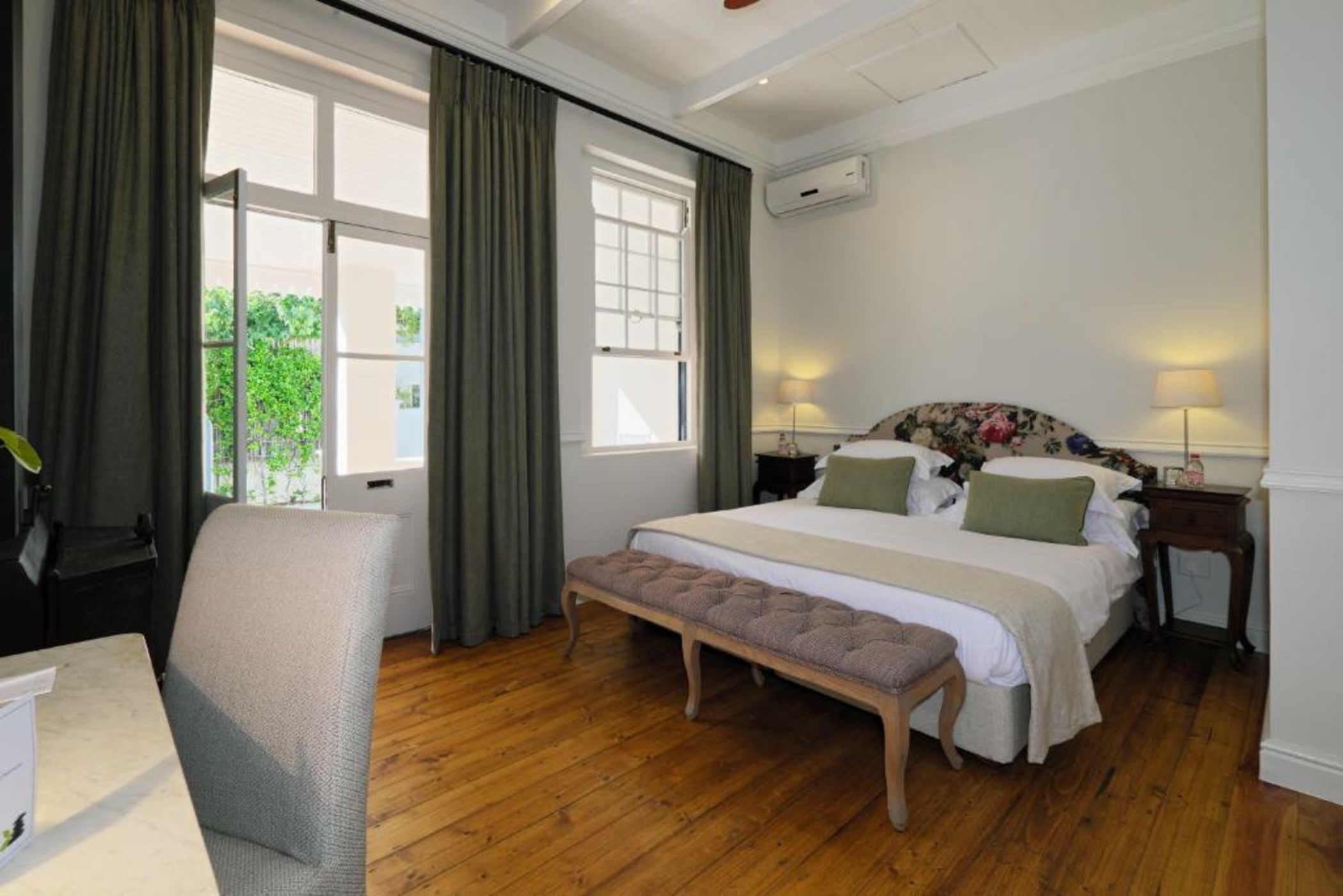 Chapter House Boutique Hotel