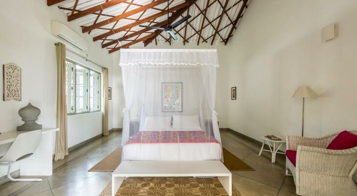 Taru Villas - Mawella - Safe & Secure