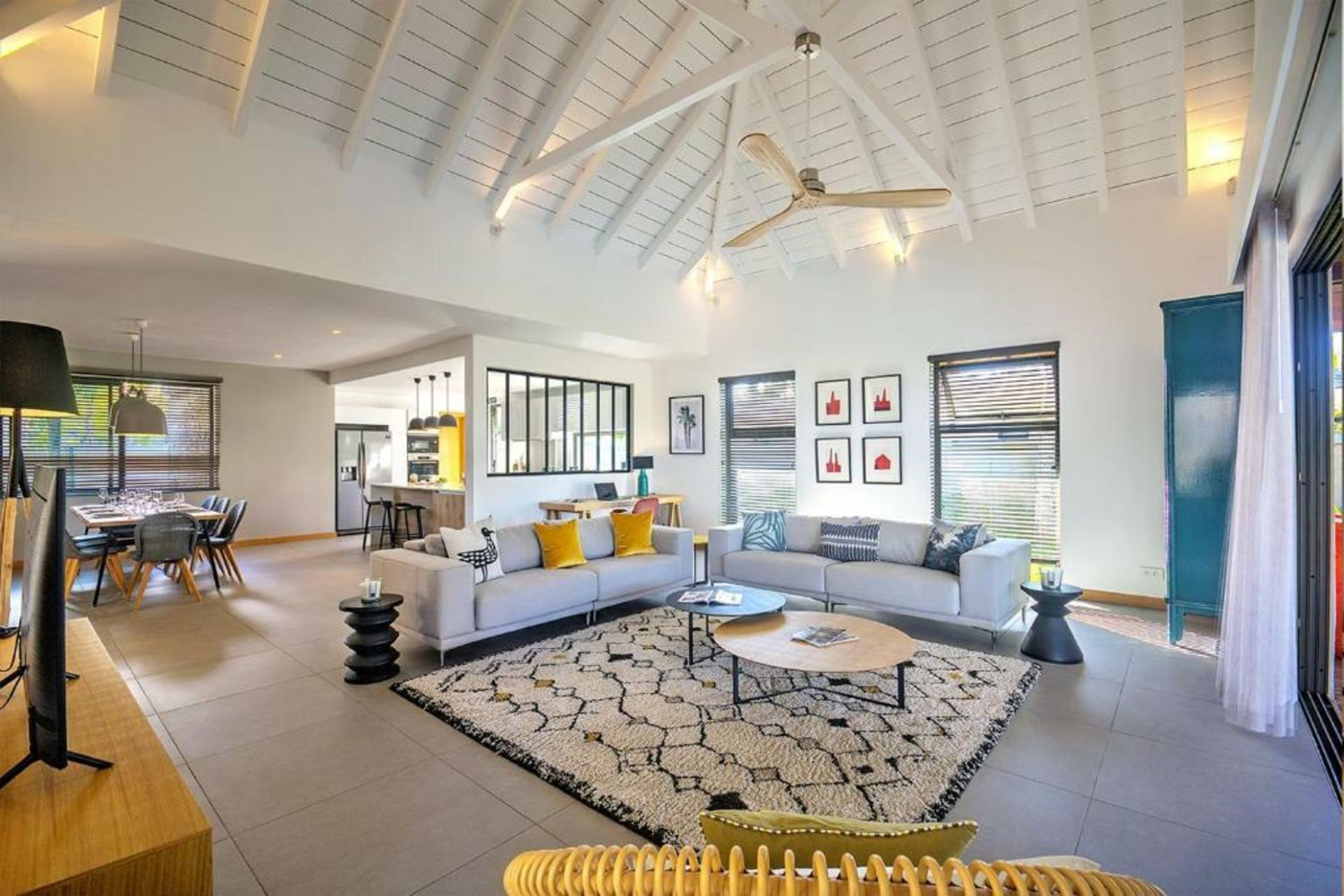 Mythic Suites & villas