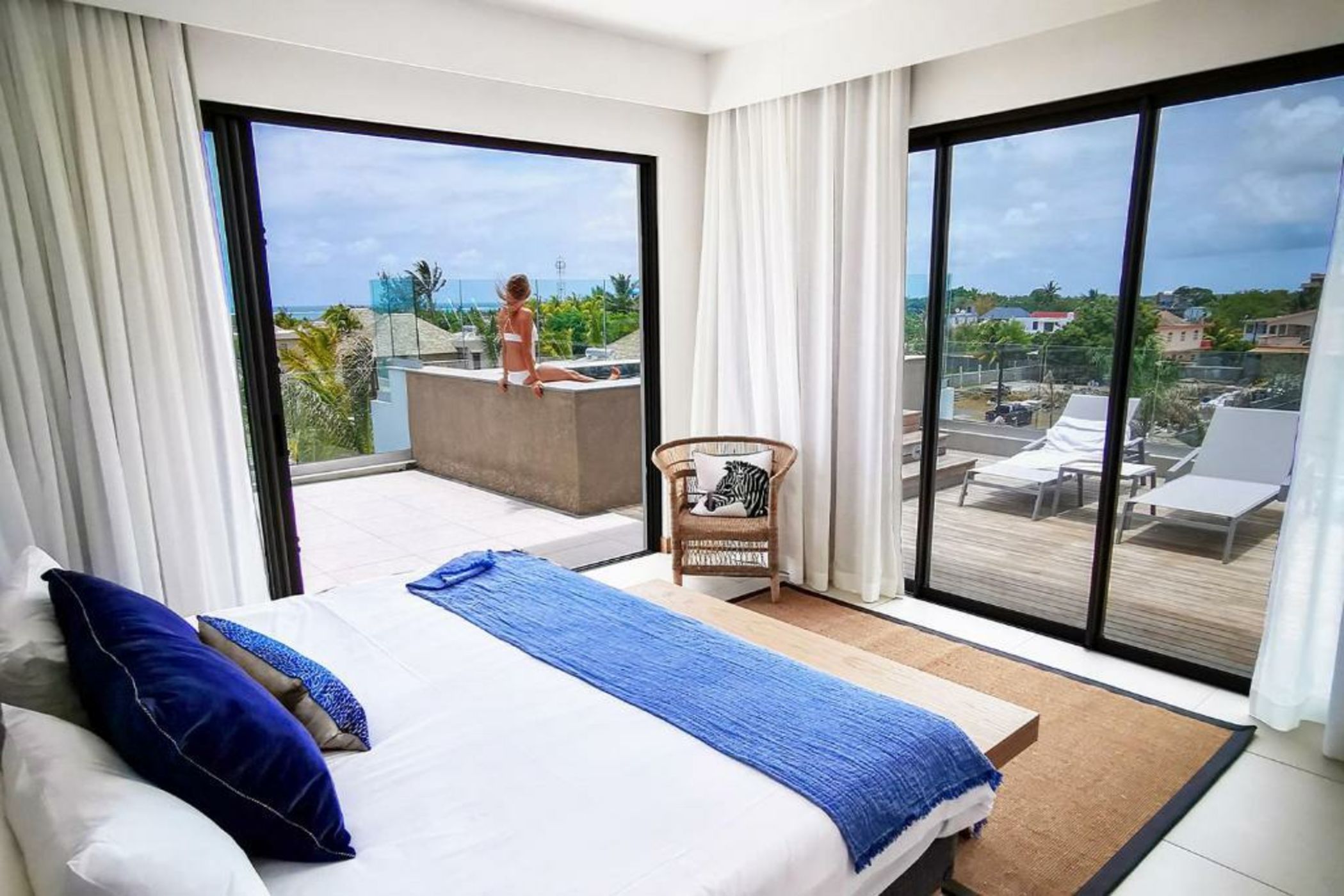 Mythic Suites & villas