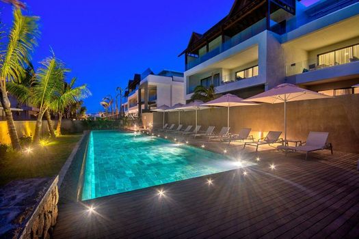 Mythic Suites & villas