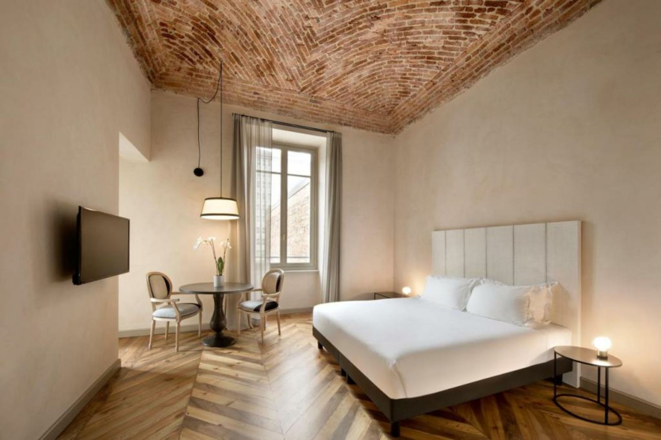 Opera35 Boutique Hotel