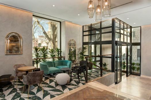 DoubleTree By Hilton Rome Monti