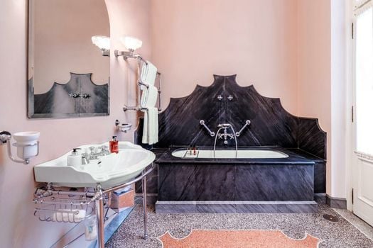 Hotel Locarno