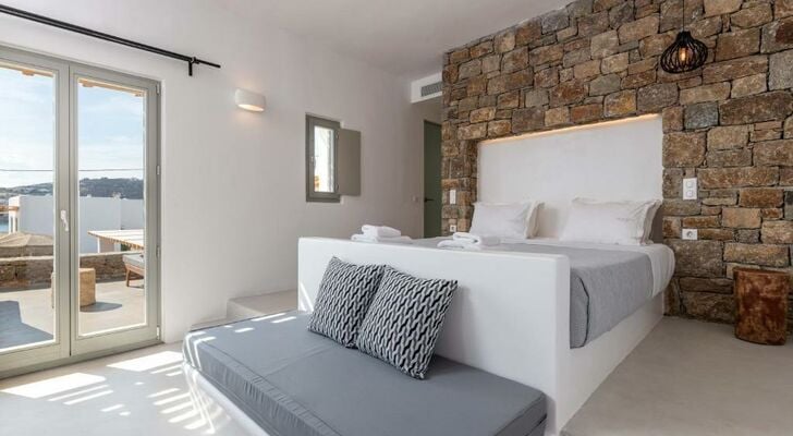 Trinity Mykonos - Villa & Beachfront Boutique Hotel