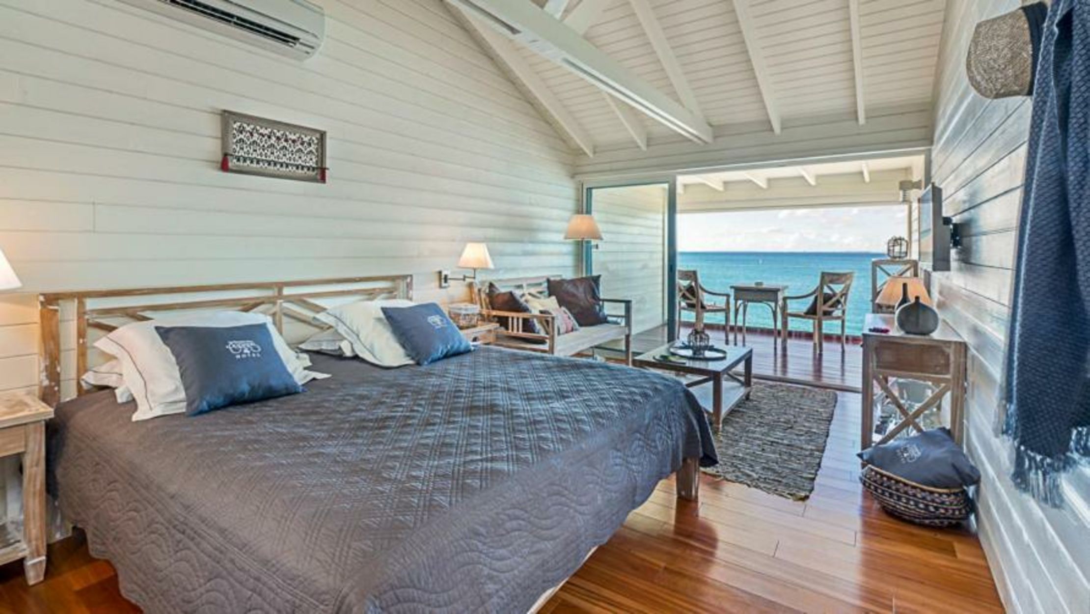 Le Temps des Cerises Beach Hotel