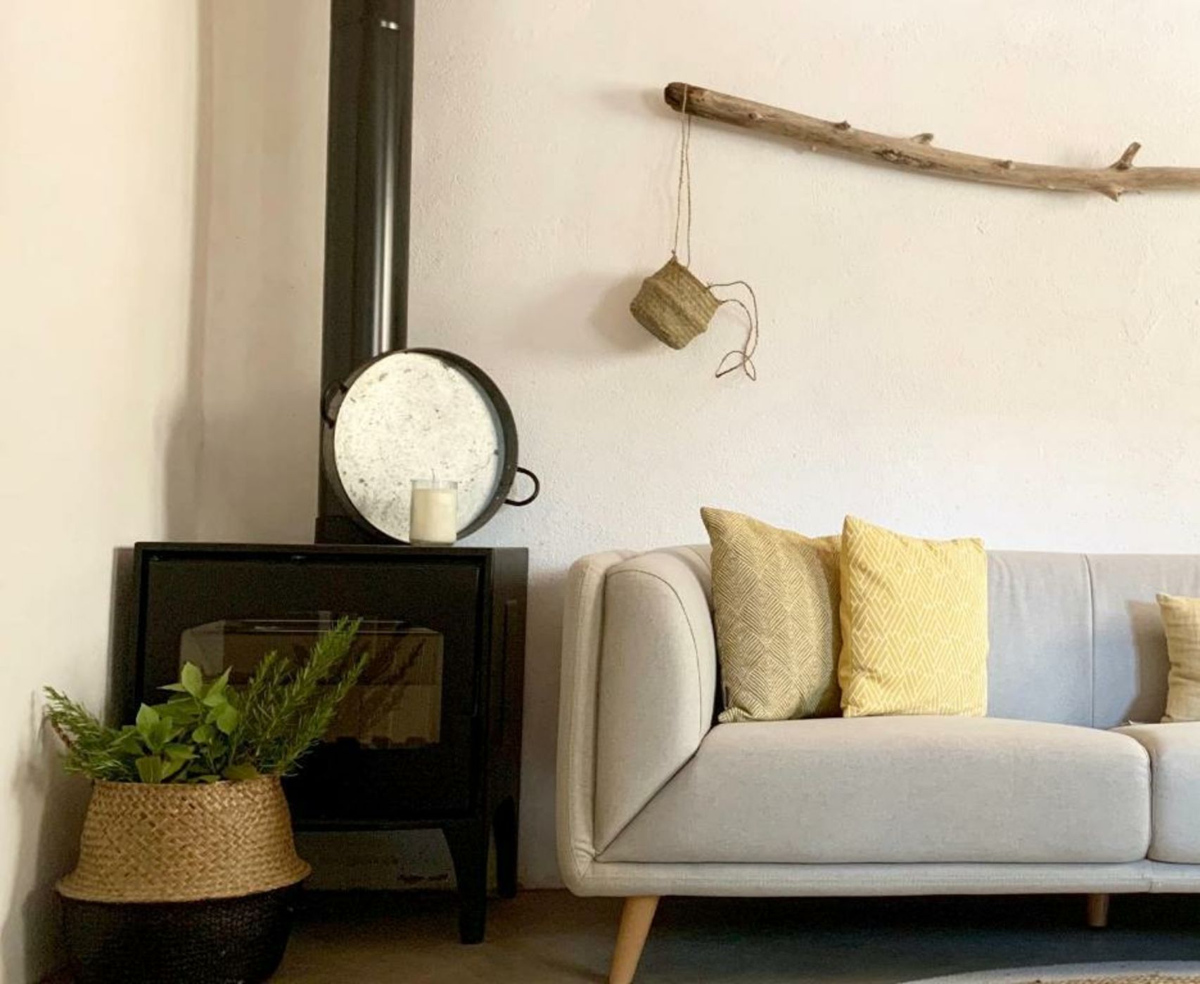 Cal Nou 9 - Adults Only