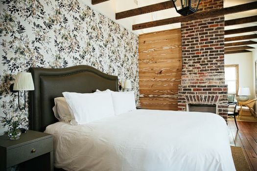 86 Cannon Historic Inn - Adults Only