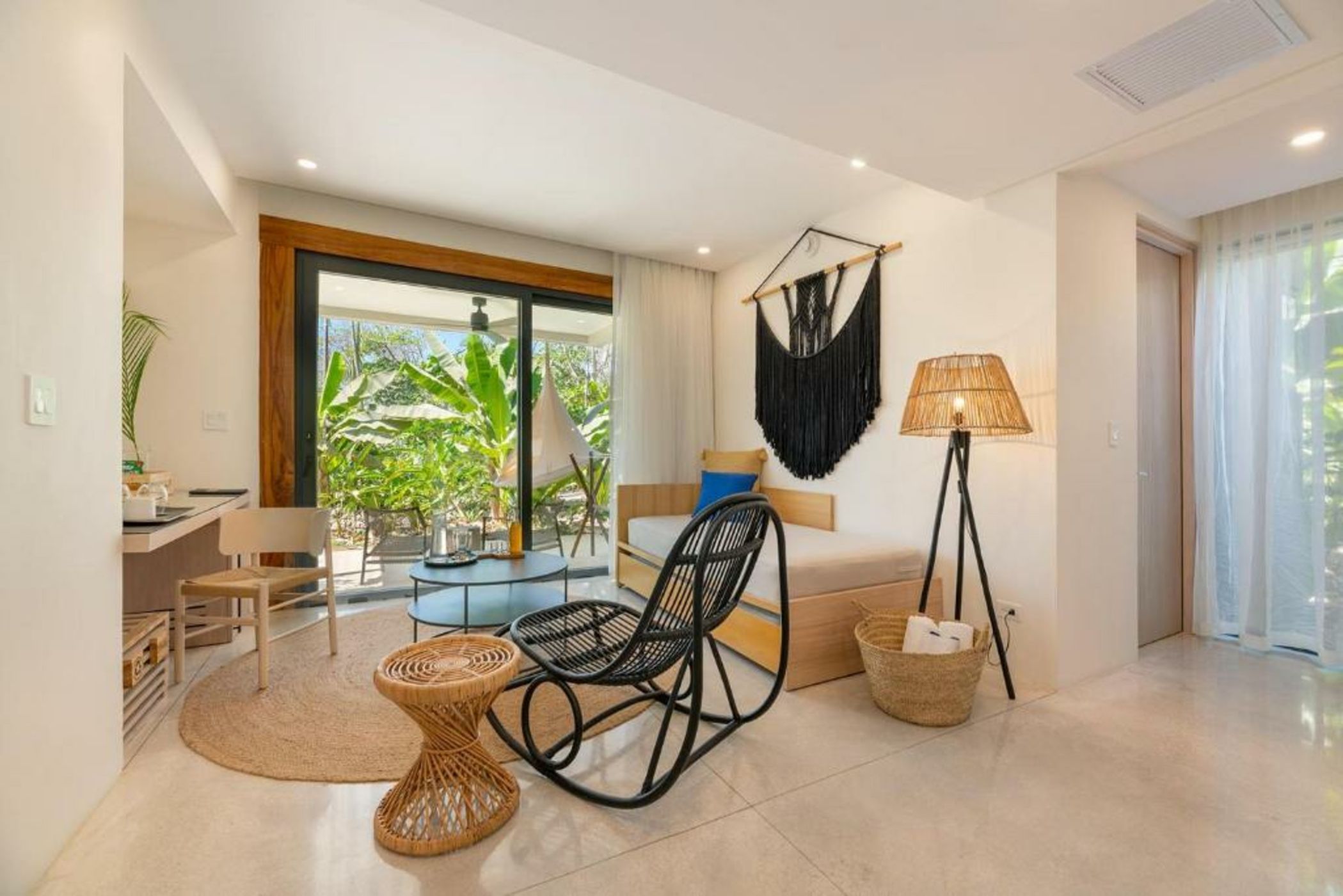 Hotel Nantipa - A Tico Beach Experience