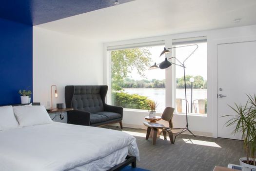 Skyfall Guestrooms
