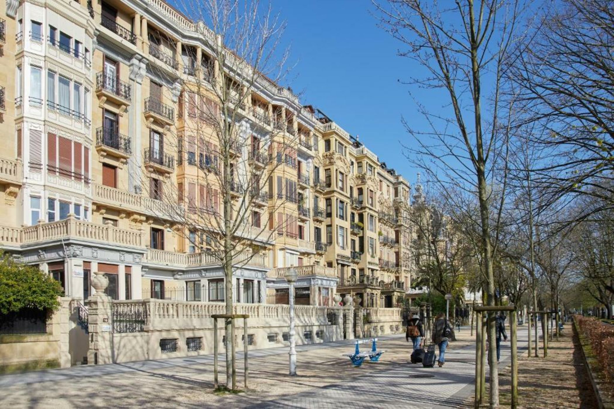 La Belle Ville by FeelFree Rentals