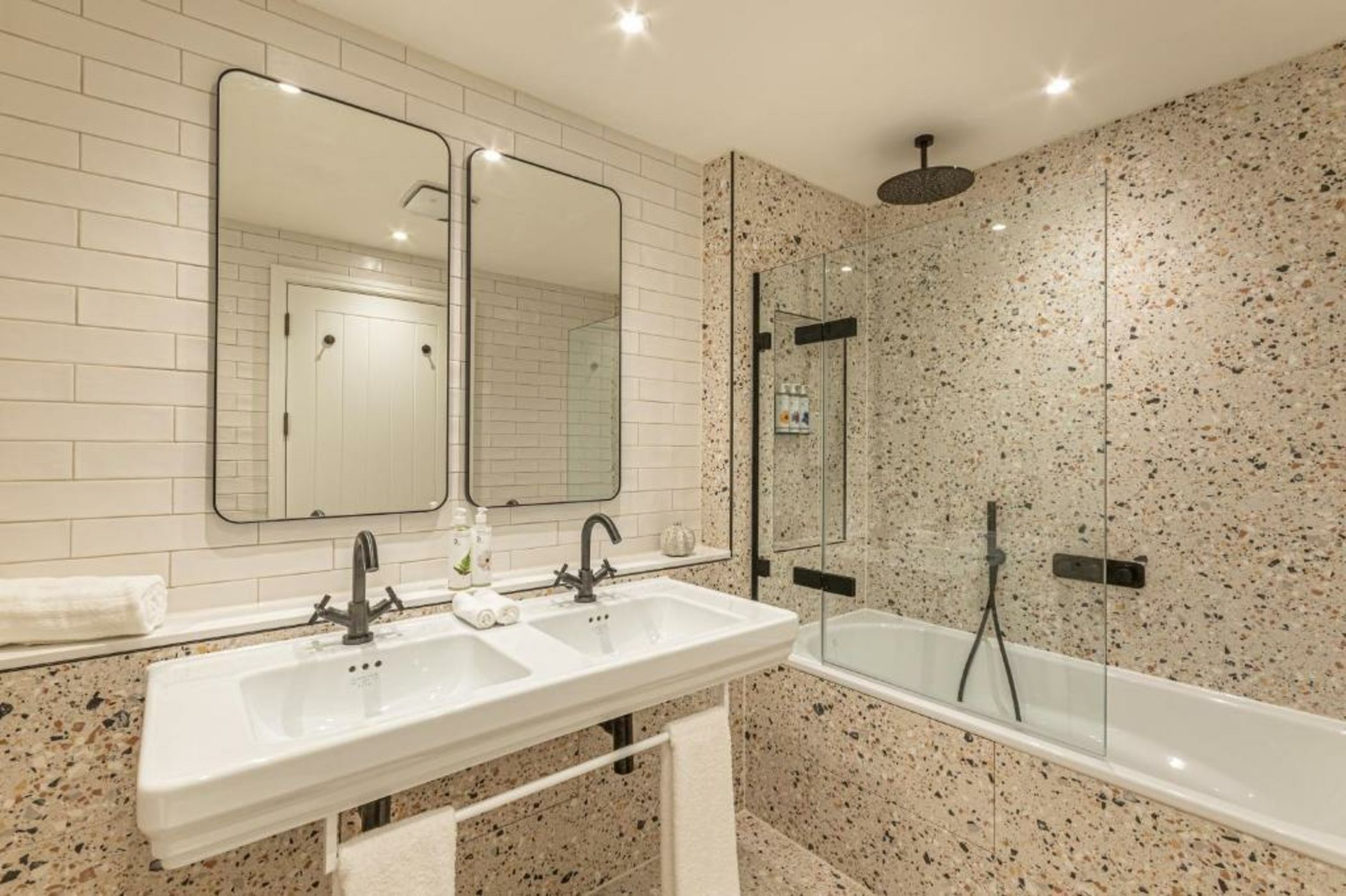 Harbour Beach Club & Hotel