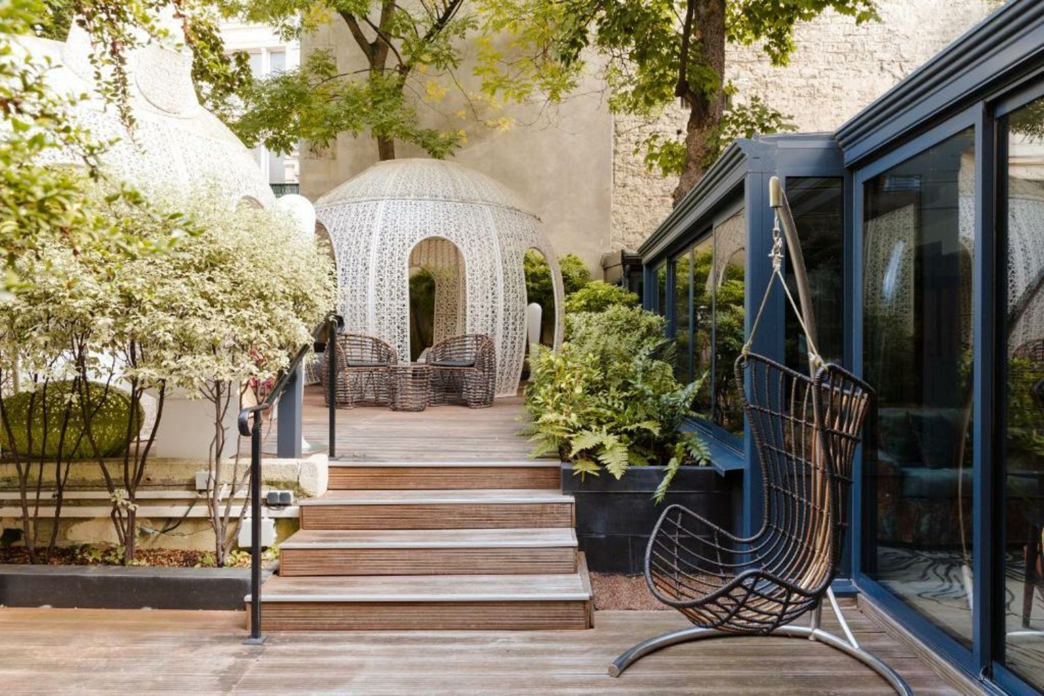 Sonder l Atala Champs-Élysées