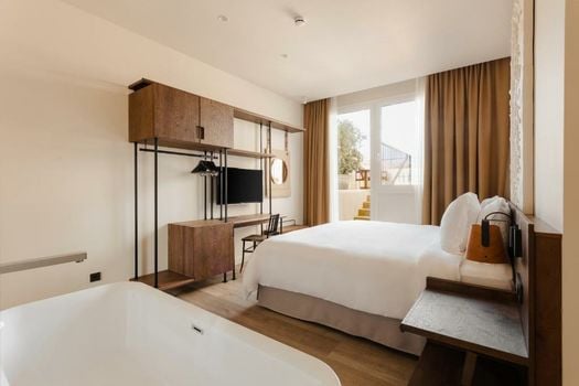 Sonder l Casa Luz